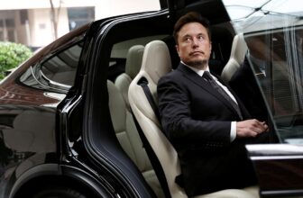 Elon Musk reportedly fired a key Tesla govt following one other month of flagging gross sales