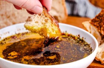 8 Dips and Sauces I All the time Preserve in Rotation